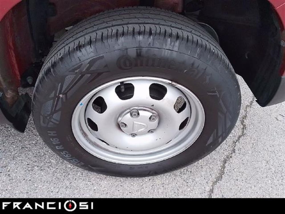 Dacia Duster usata a Modena (11)