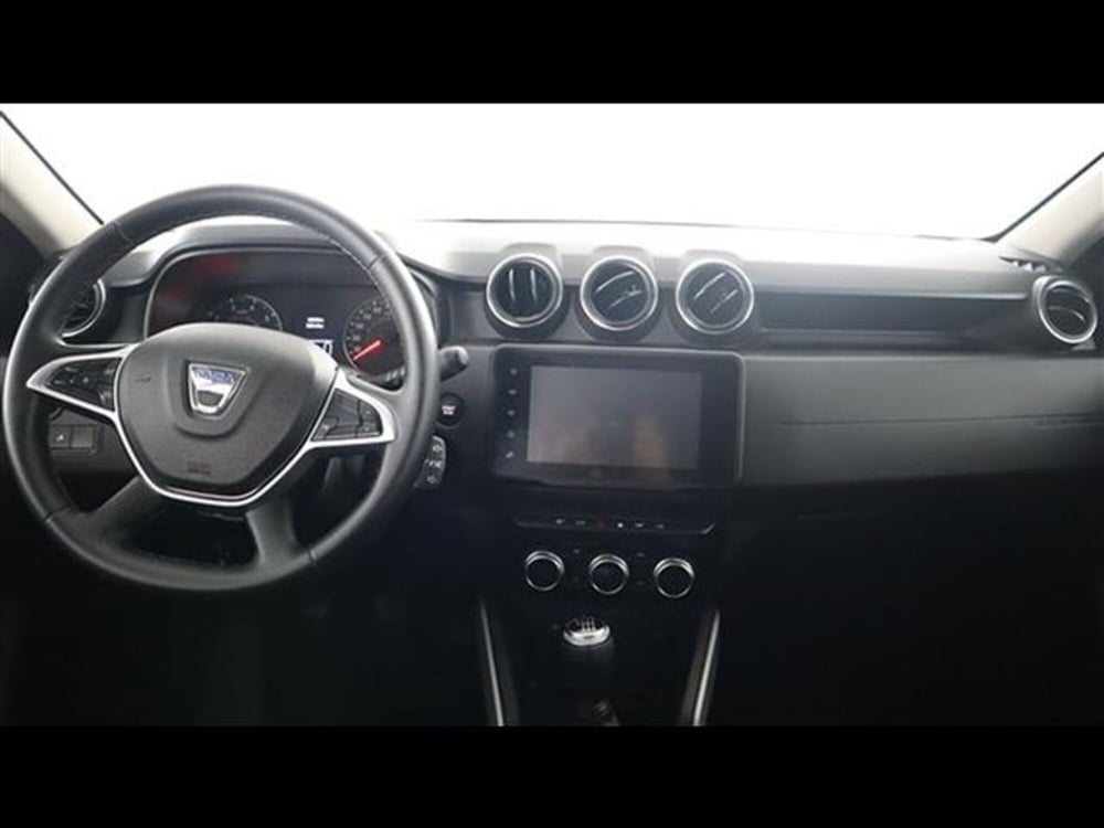 Dacia Duster usata a Piacenza (14)