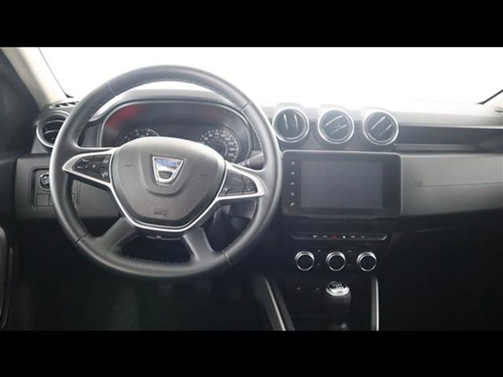 Dacia Duster usata a Piacenza (15)