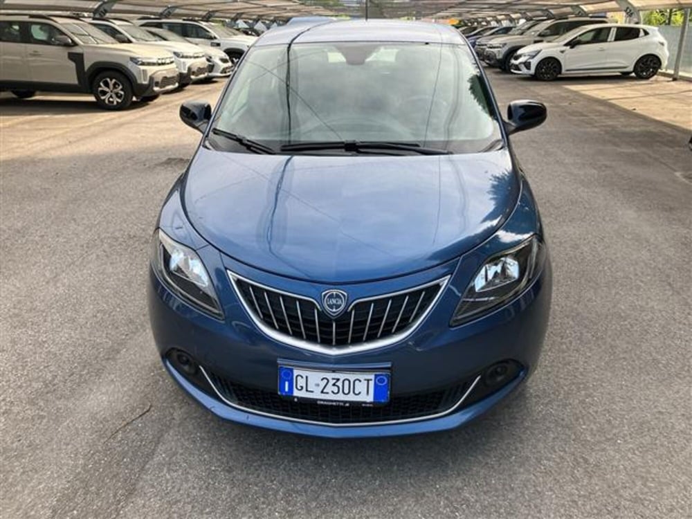 Lancia Ypsilon usata a Bologna (3)