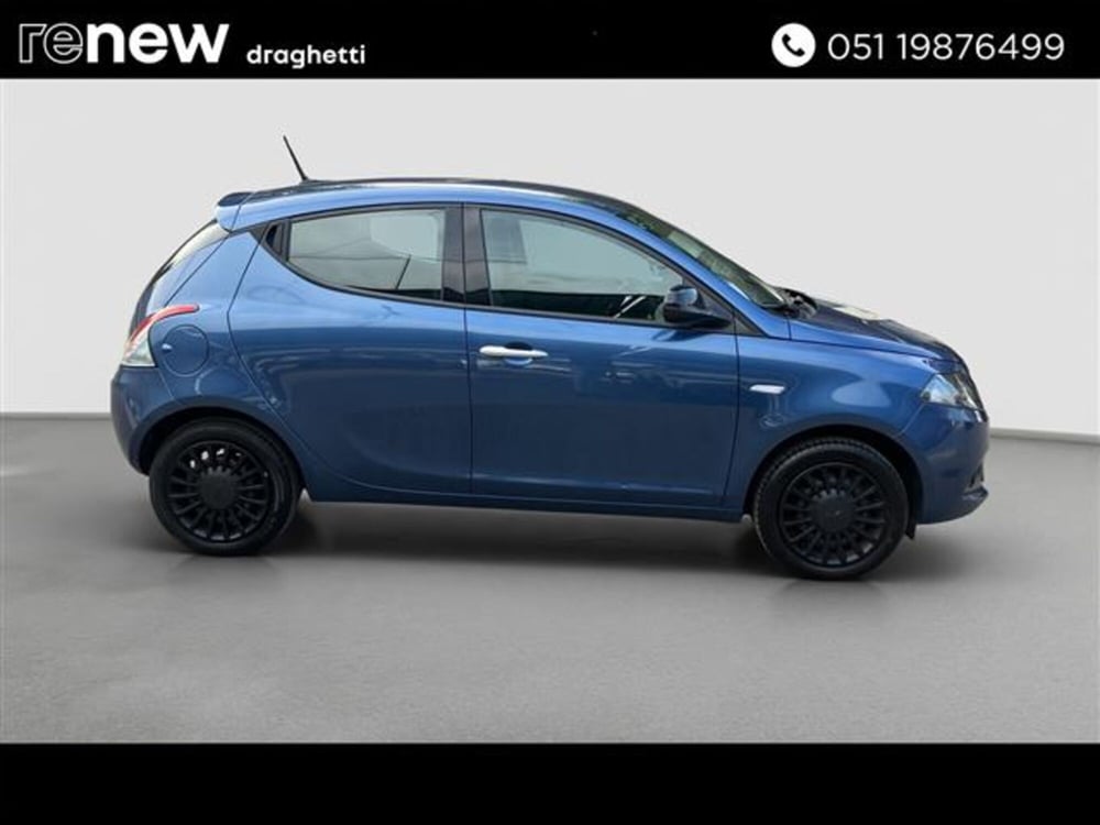 Lancia Ypsilon usata a Bologna (8)