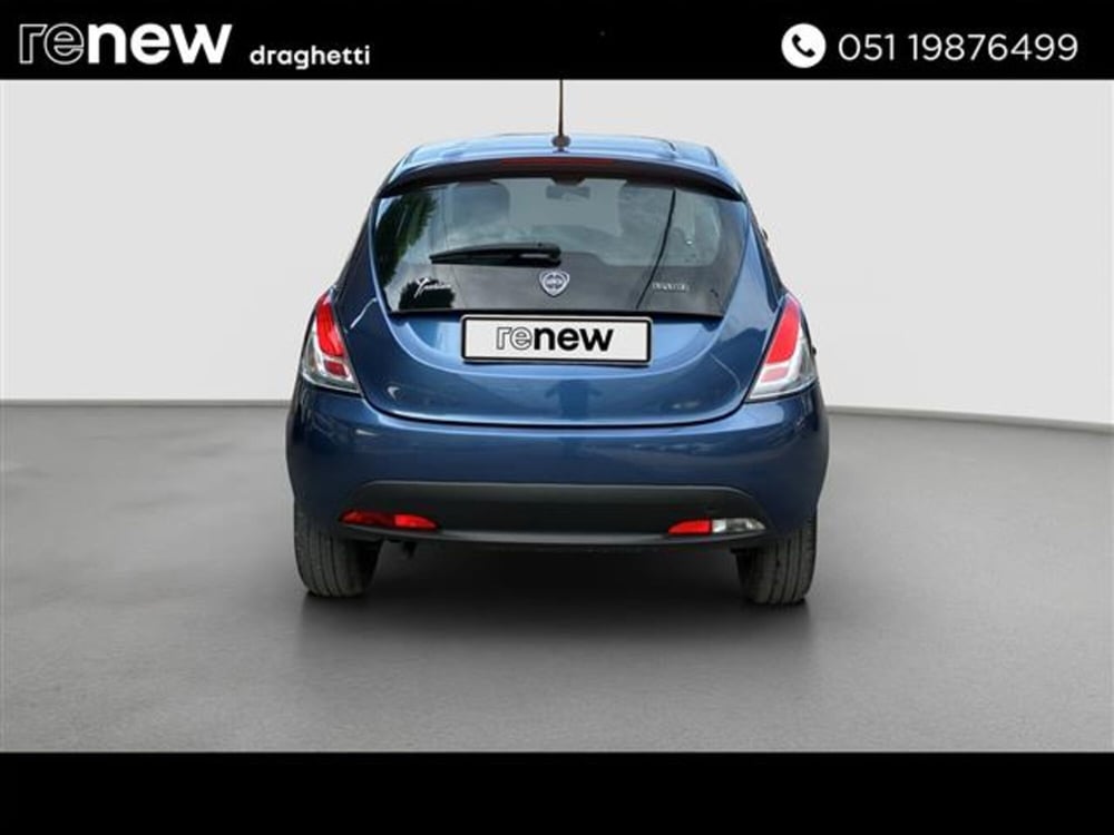 Lancia Ypsilon usata a Bologna (9)