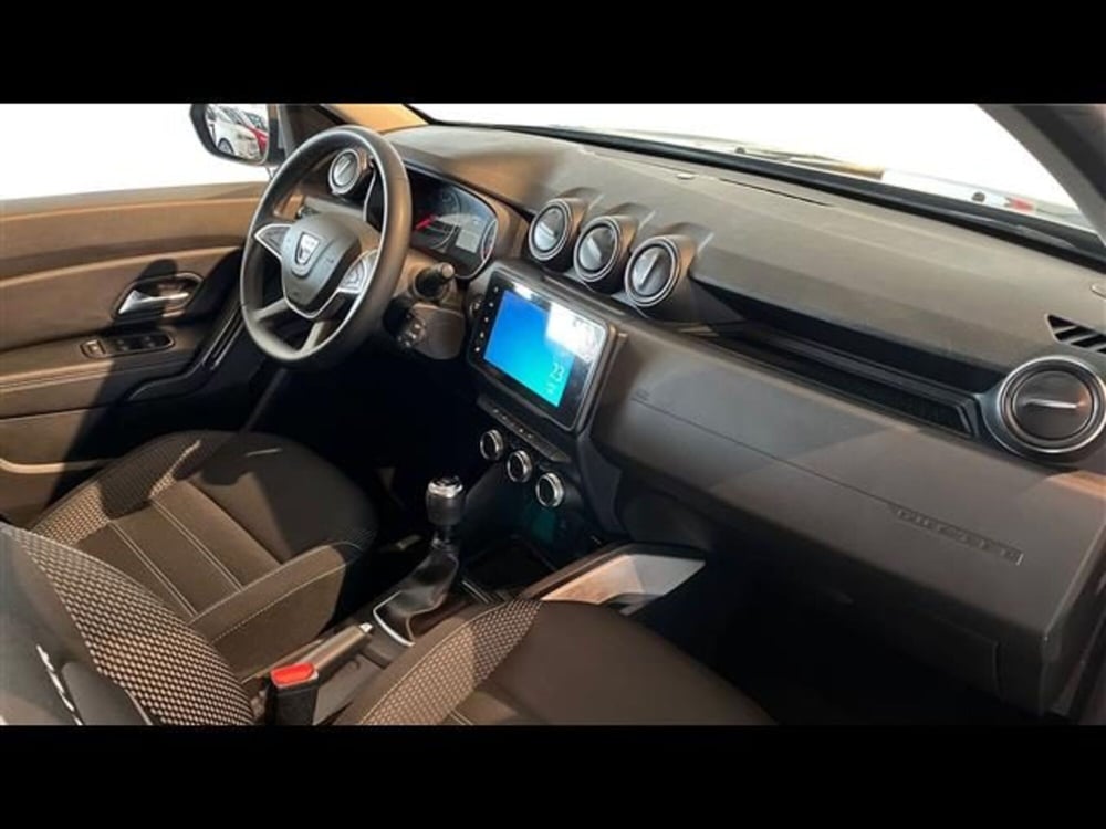 Dacia Duster usata a Firenze (11)