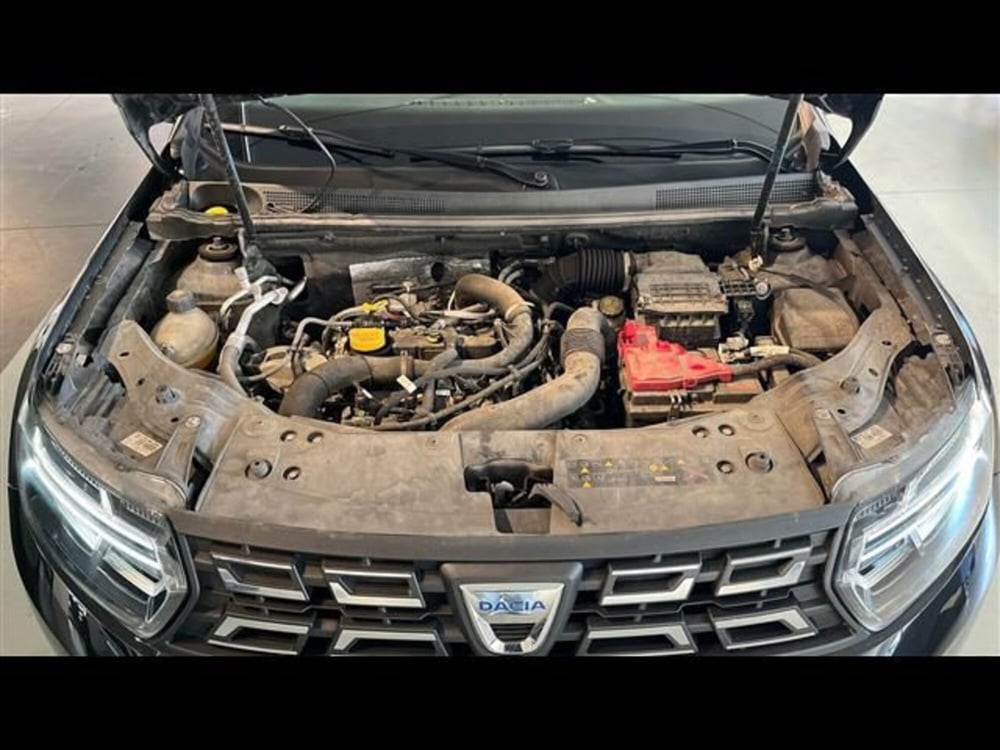 Dacia Duster usata a Firenze (14)