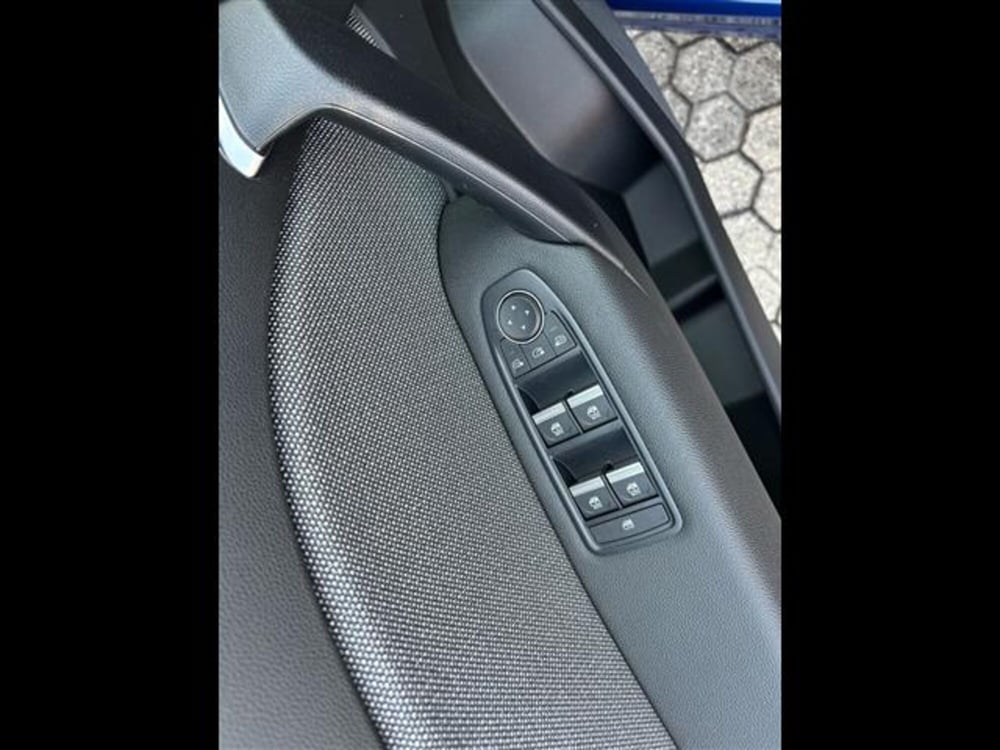 Renault Symbioz nuova a Pavia (14)