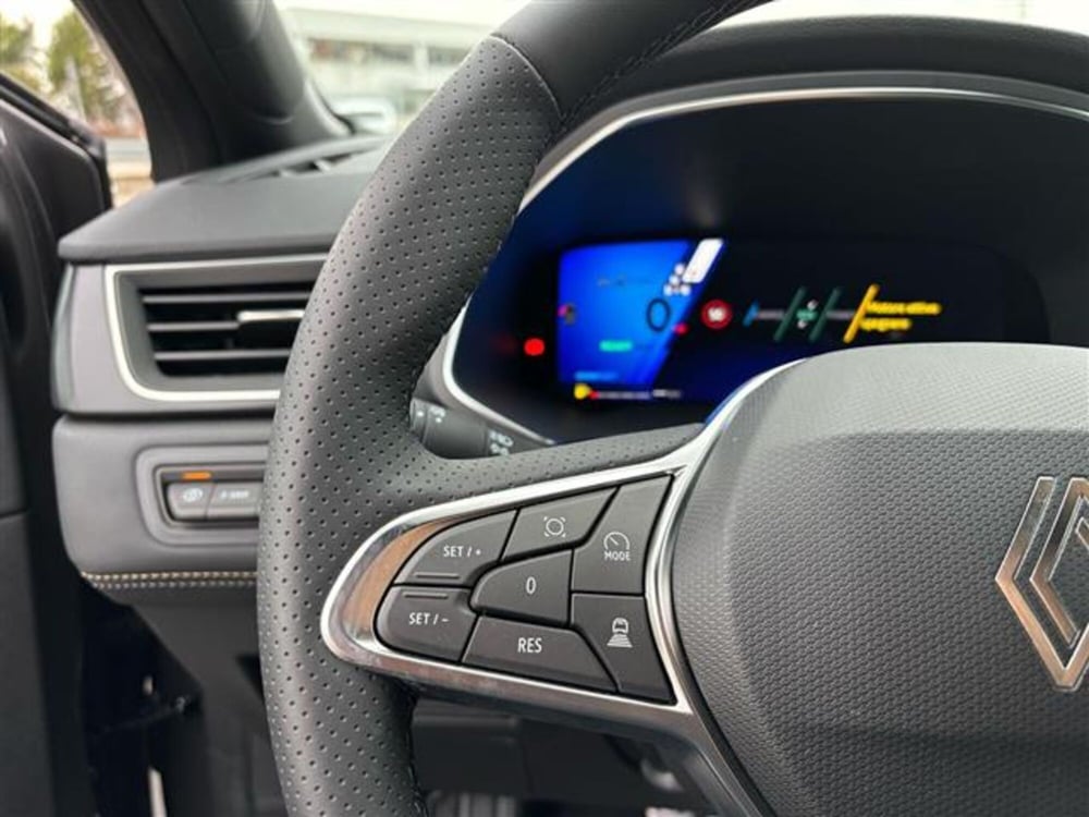 Renault Symbioz nuova a Pavia (7)
