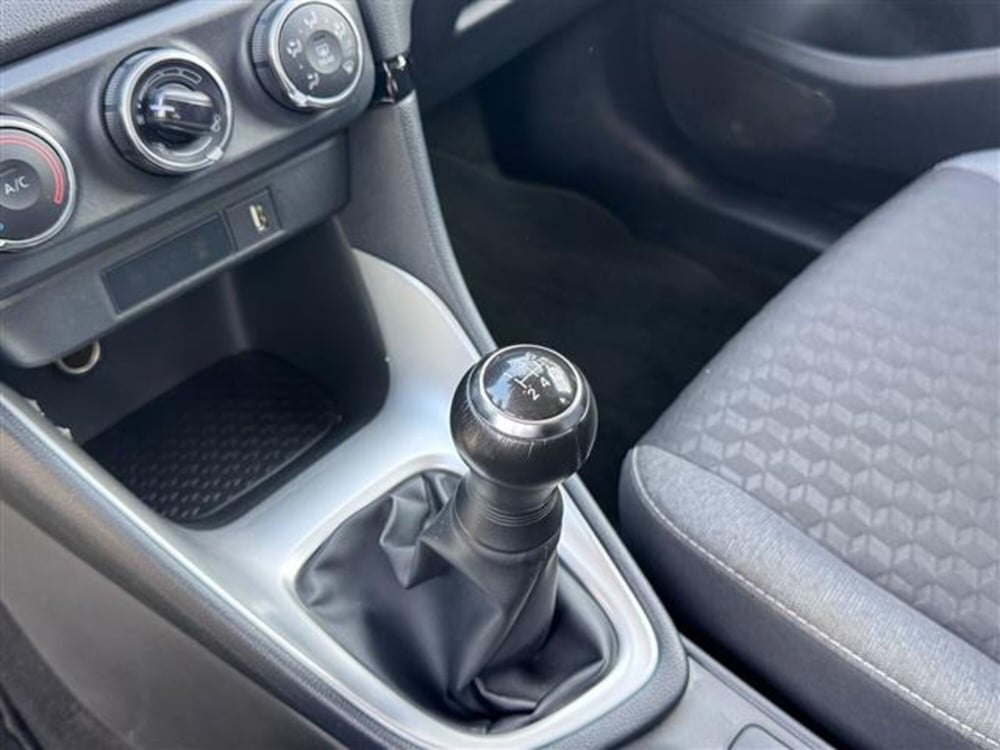 Toyota Yaris usata a Pavia (10)