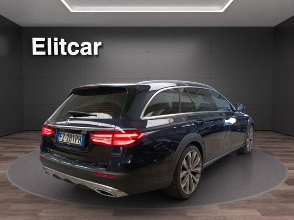 Mercedes-Benz Classe E Station Wagon usata a Milano (5)
