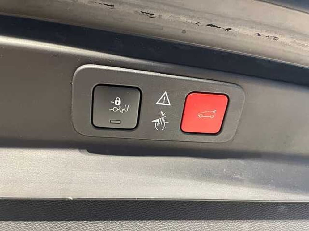 Peugeot 5008 usata a Ravenna (17)