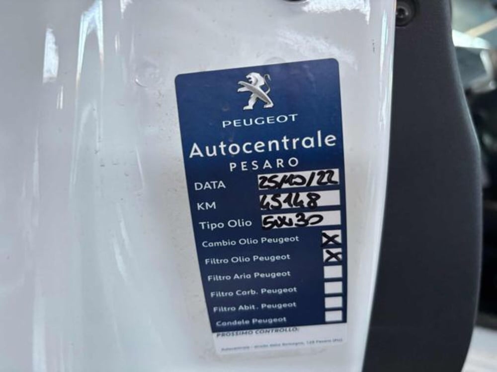 Peugeot 208 usata a Pesaro-Urbino (12)