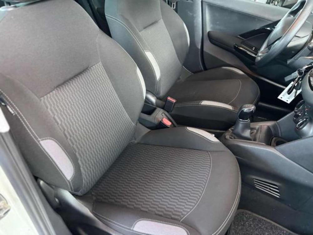 Peugeot 208 usata a Pesaro-Urbino (7)