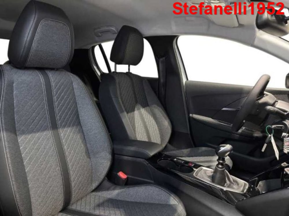 Peugeot 208 nuova a Bologna (16)