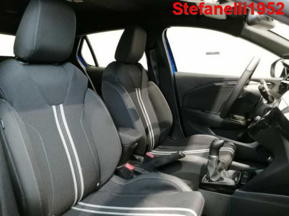 Opel Corsa nuova a Bologna (16)