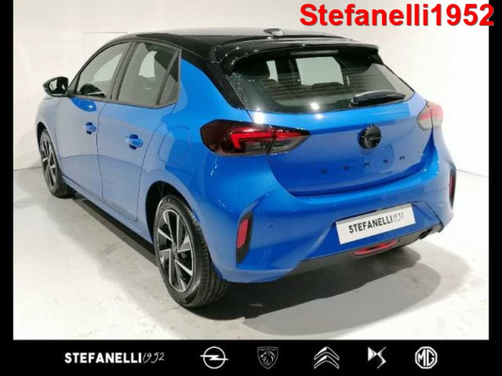 Opel Corsa nuova a Bologna (5)