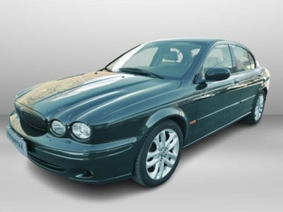 Jaguar X-Type 3.0 V6 24V cat Executive del 2003 usata a Talamona