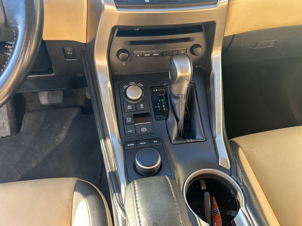Lexus NX usata a Piacenza (12)