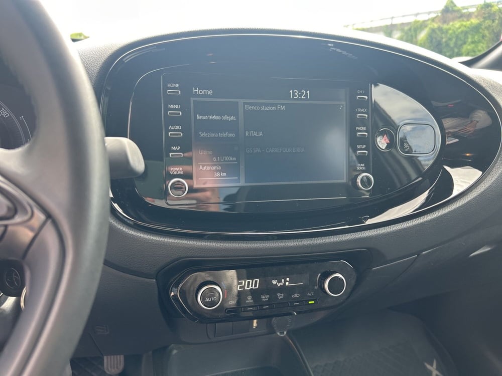 Toyota Aygo X usata a Piacenza (13)