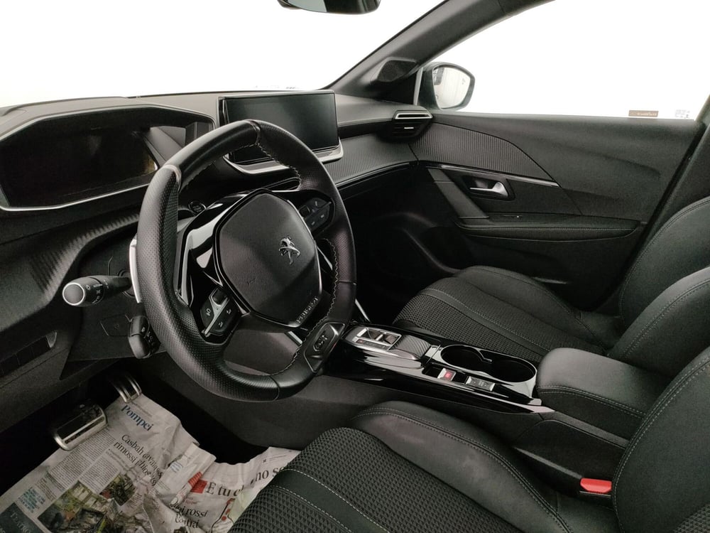 Peugeot 208 usata a Caserta (18)