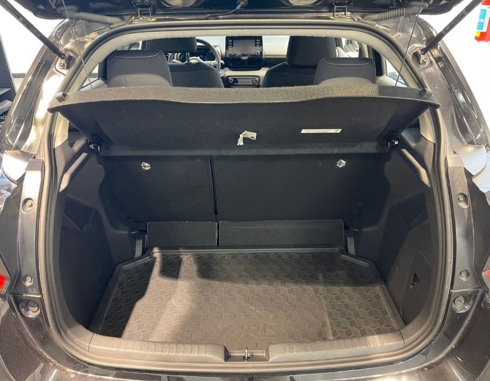 Toyota Yaris usata a Ferrara (11)