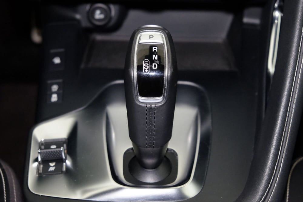 Jaguar E-Pace usata a Torino (10)