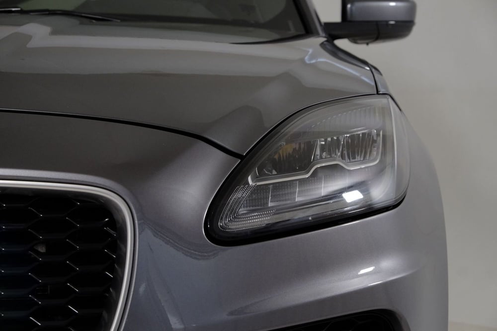 Jaguar E-Pace usata a Torino (17)