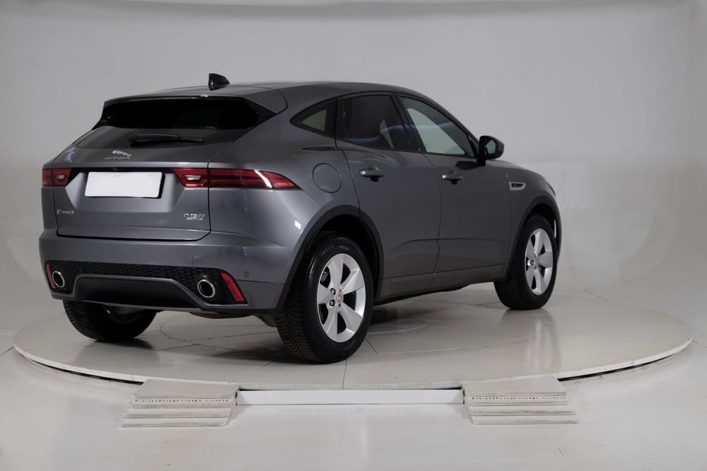 Jaguar E-Pace usata a Torino (2)