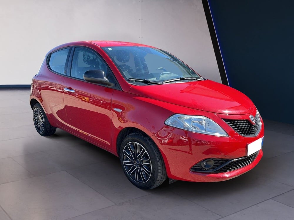 Lancia Ypsilon usata a Torino (3)