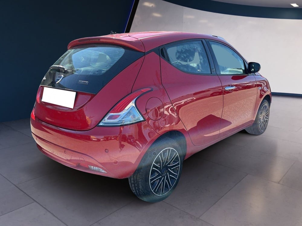 Lancia Ypsilon usata a Torino (4)