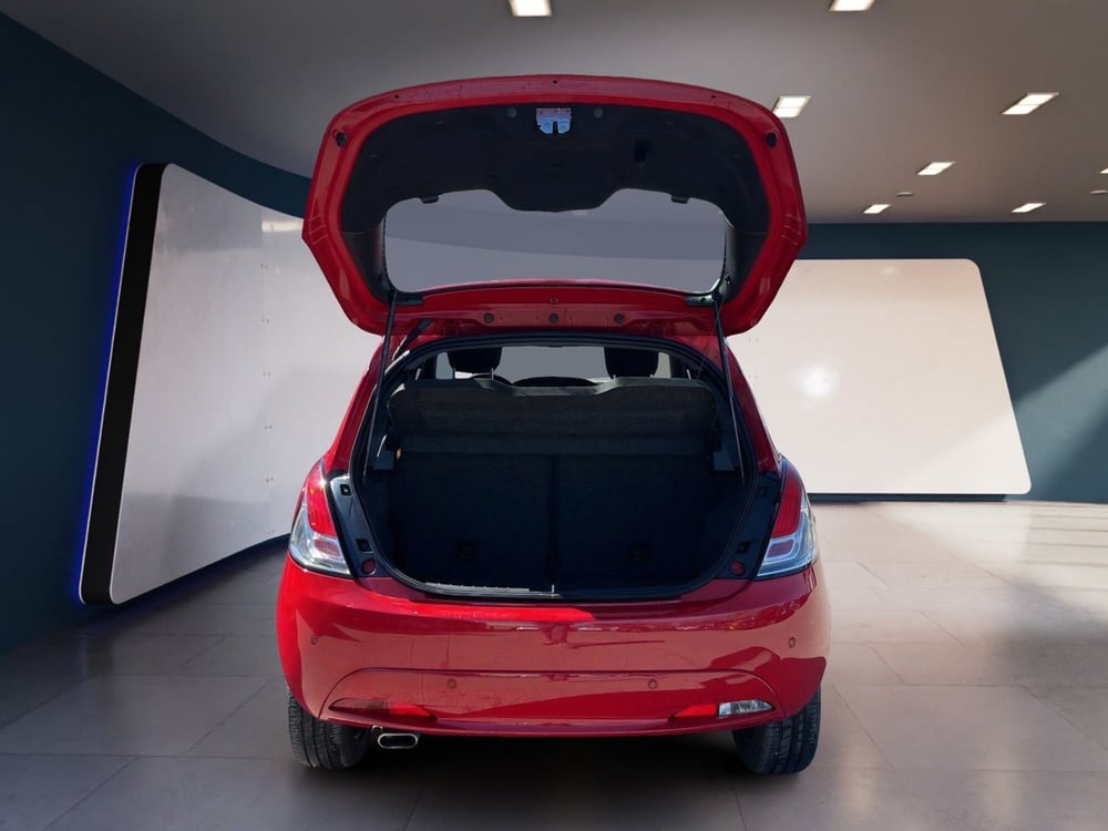 Lancia Ypsilon usata a Torino (7)