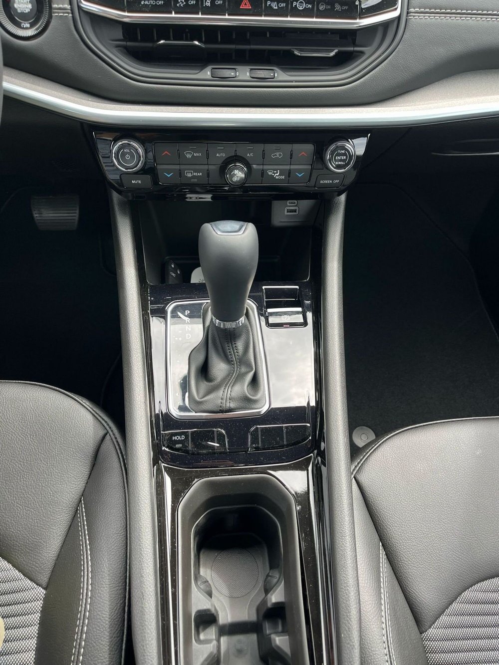 Jeep Compass nuova a Milano (16)