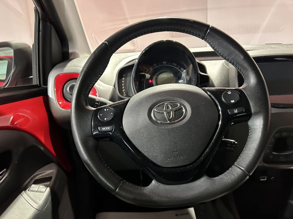 Toyota Aygo usata a Milano (10)