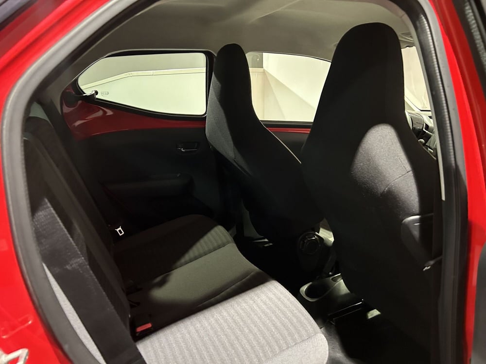 Toyota Aygo usata a Milano (8)