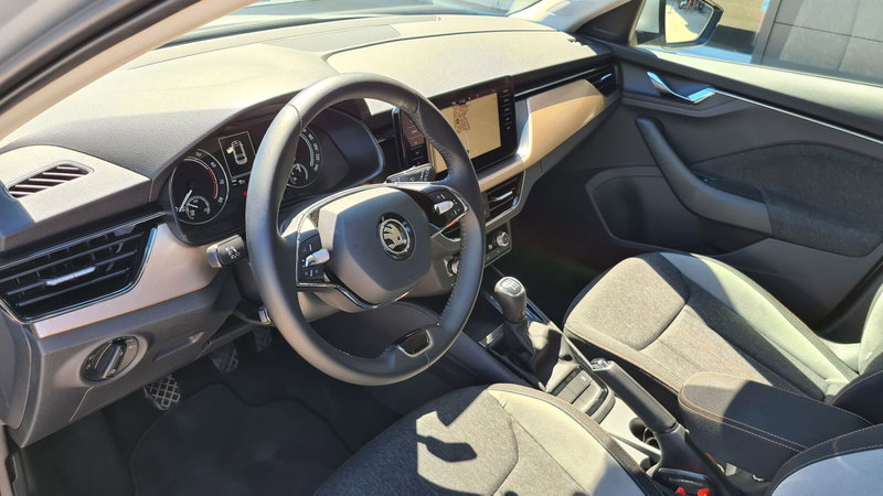 Skoda Scala usata a Pescara (9)