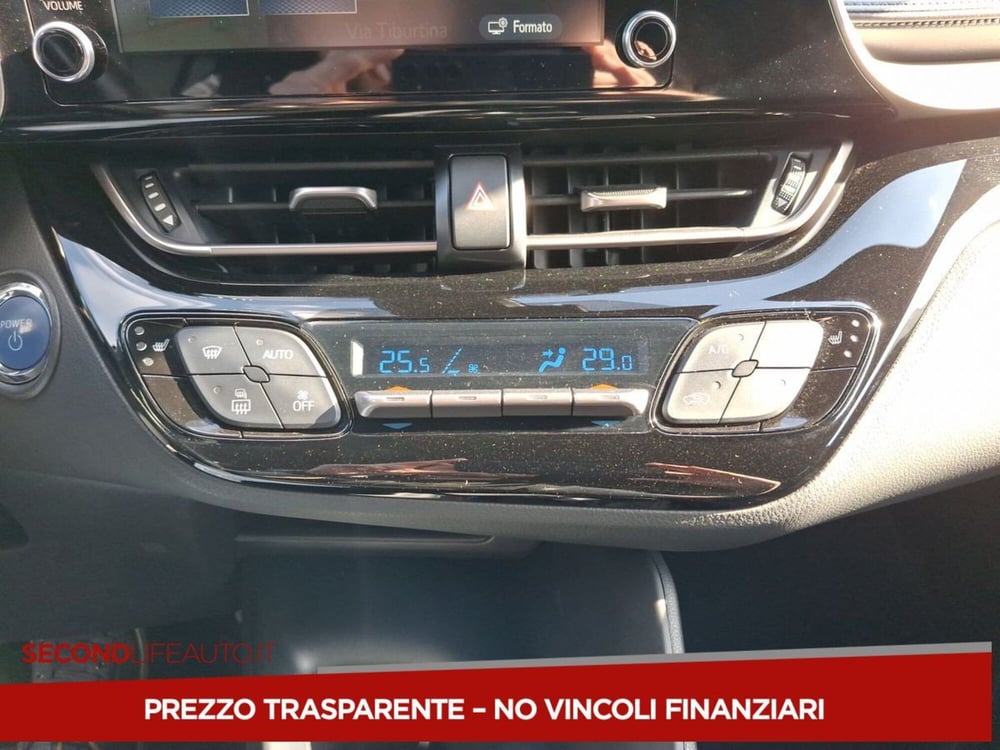 Toyota Toyota C-HR usata a Roma (14)