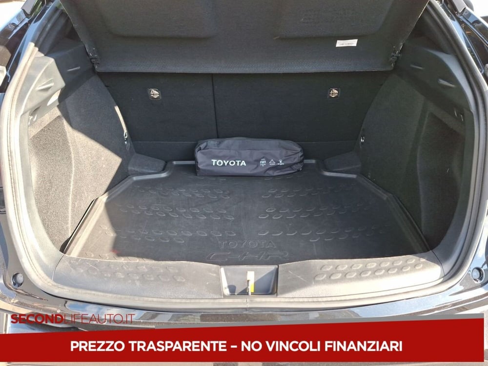 Toyota Toyota C-HR usata a Roma (18)