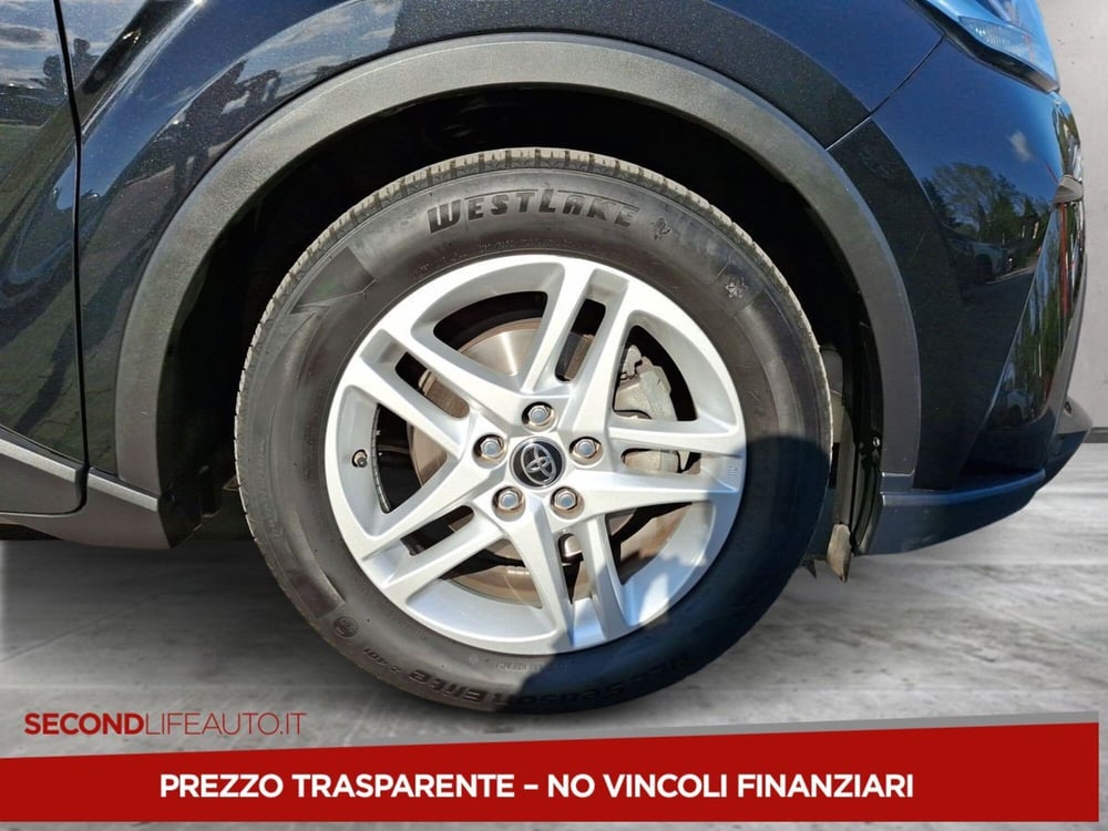 Toyota Toyota C-HR usata a Roma (6)