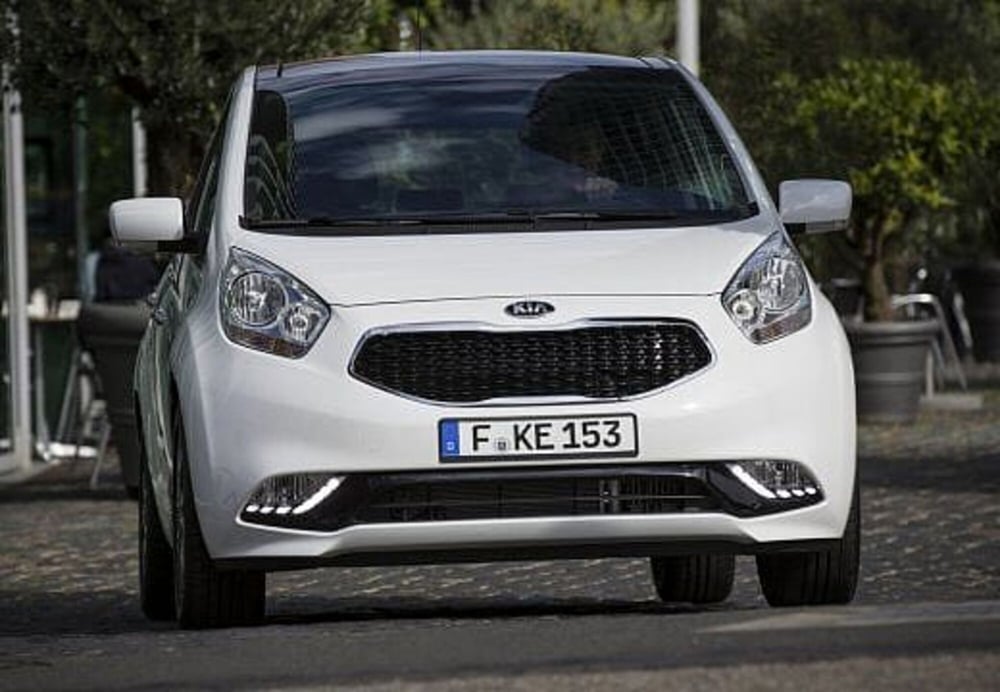 Kia Venga usata a Potenza (15)