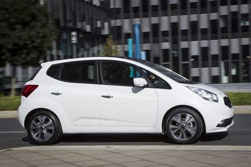 Kia Venga usata a Potenza (6)