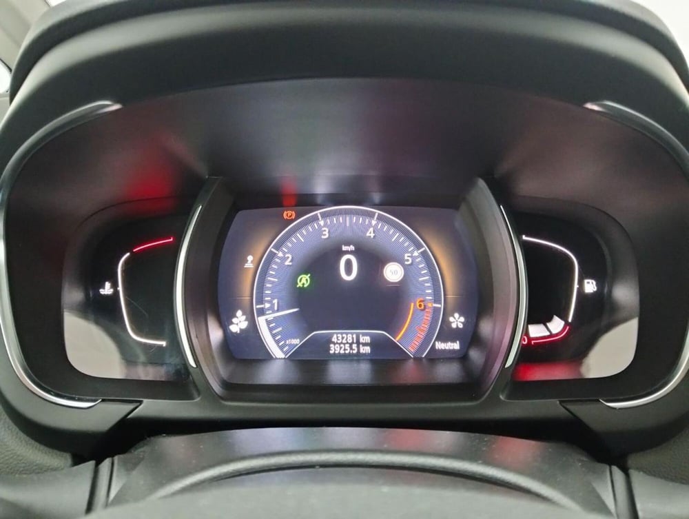 Renault Grand Scénic usata a Como (13)