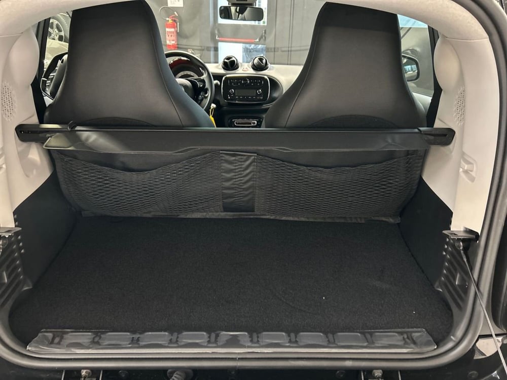 smart Fortwo nuova a Milano (8)