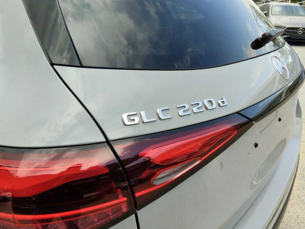 Mercedes-Benz GLC SUV nuova a Pescara (6)