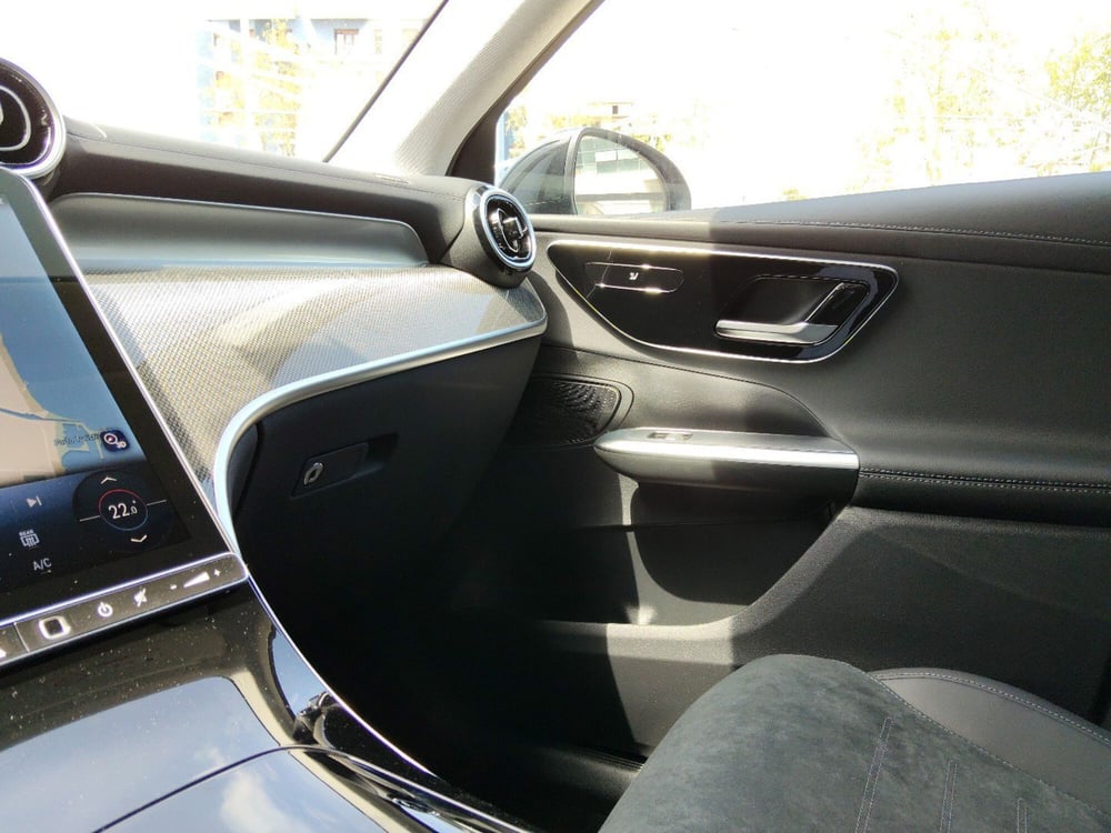 Mercedes-Benz GLC SUV nuova a Pescara (19)