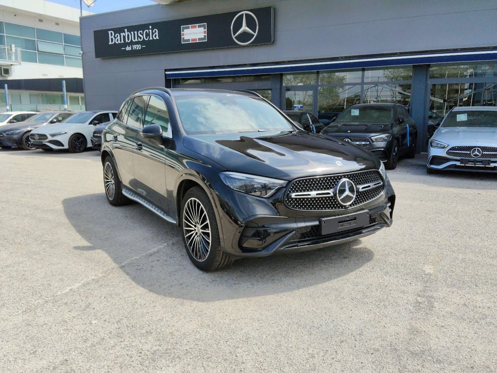 Mercedes-Benz GLC SUV nuova a Pescara (2)