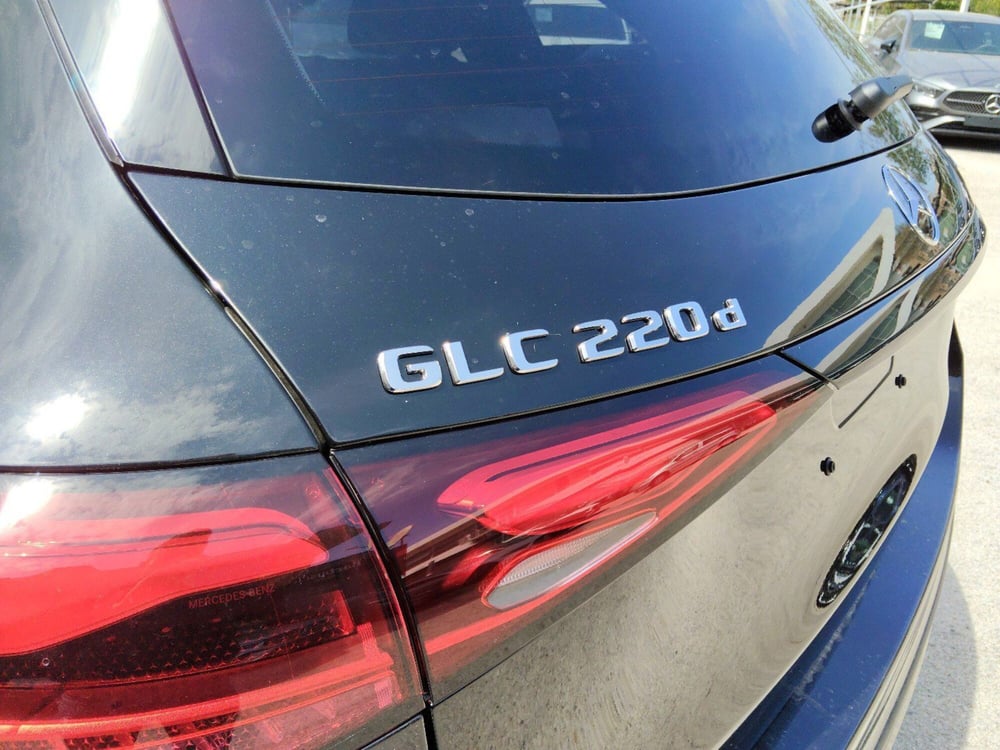Mercedes-Benz GLC SUV nuova a Pescara (6)