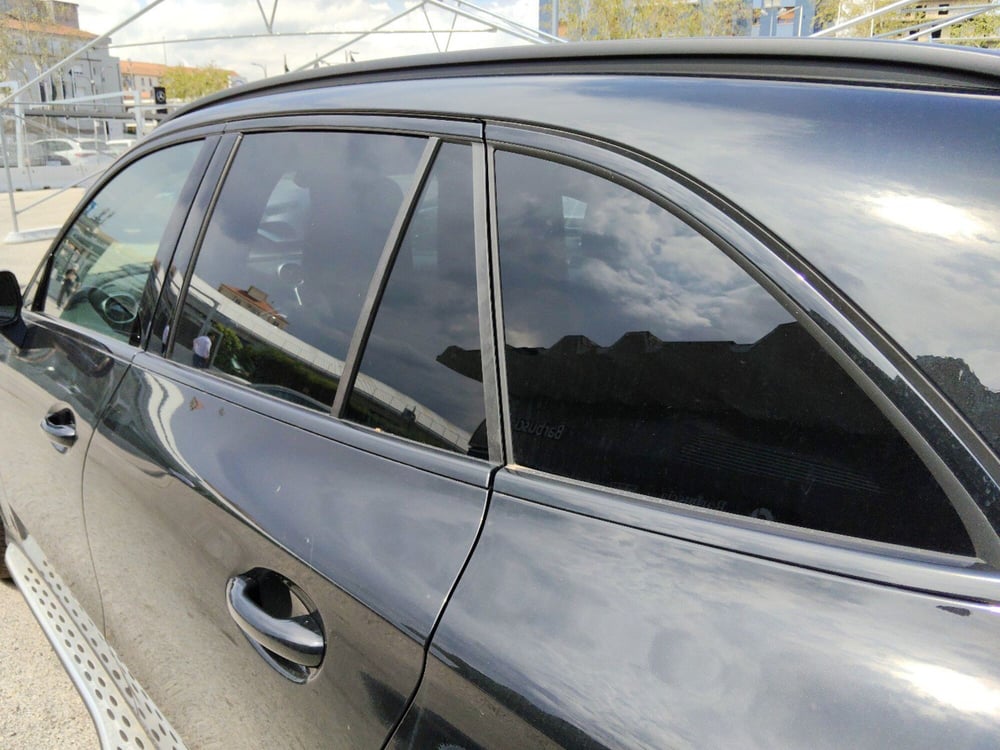 Mercedes-Benz GLC SUV nuova a Pescara (7)