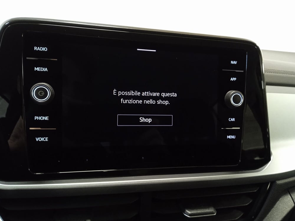 Volkswagen T-Roc usata a Torino (18)