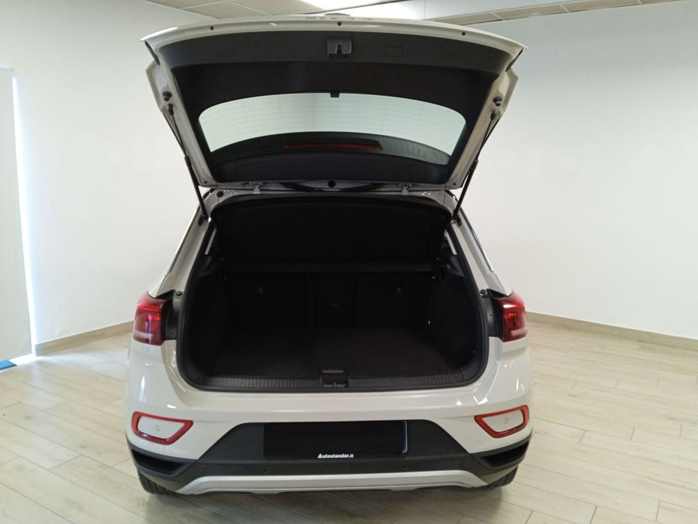 Volkswagen T-Roc usata a Torino (8)