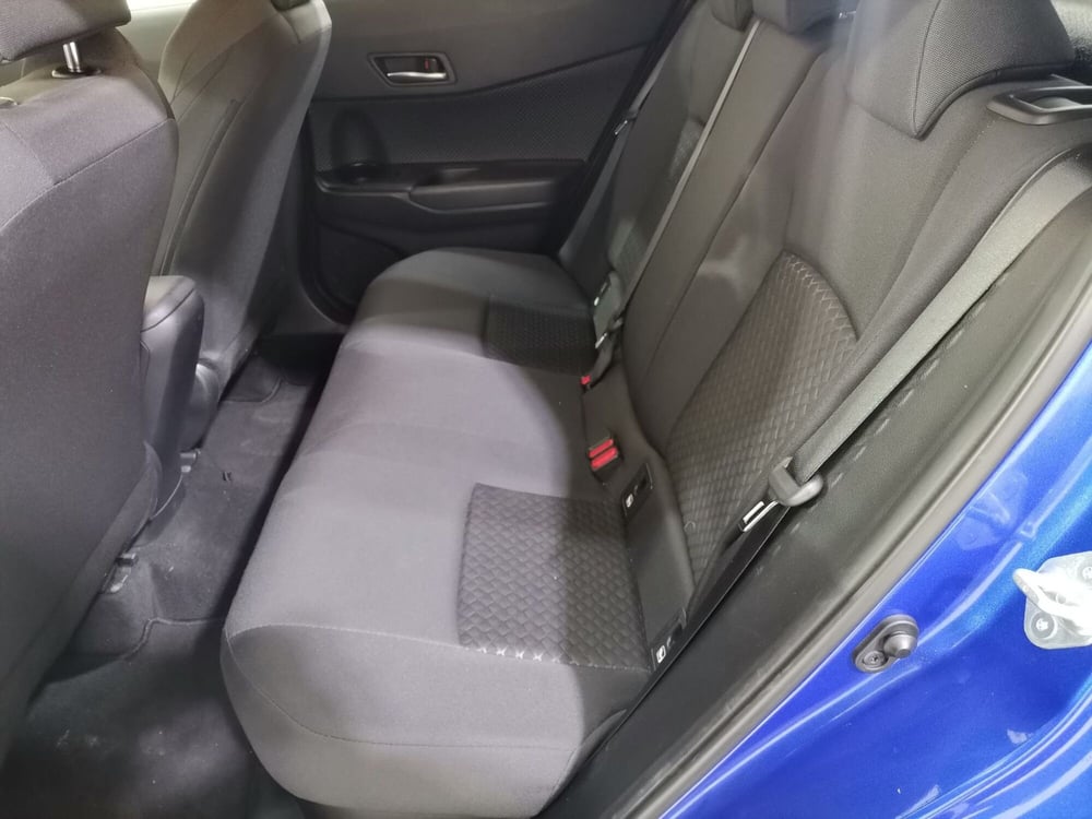 Toyota Toyota C-HR usata a Salerno (10)