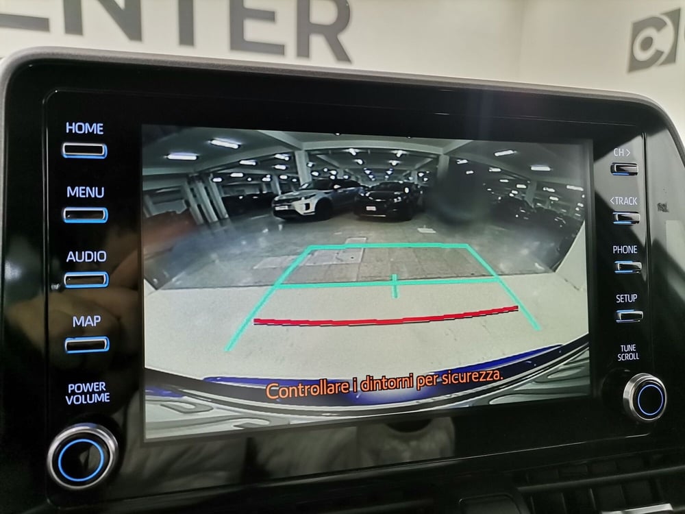 Toyota Toyota C-HR usata a Salerno (11)