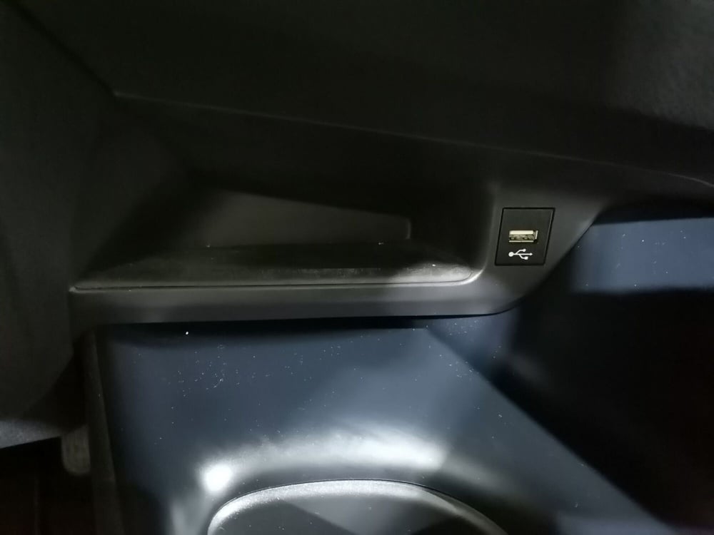 Toyota Toyota C-HR usata a Salerno (16)